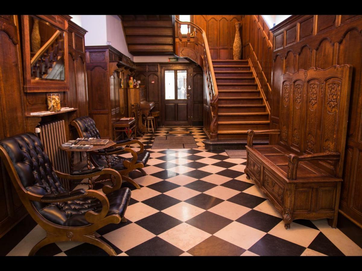 Au Manoir Des Vallees Maffe Екстер'єр фото