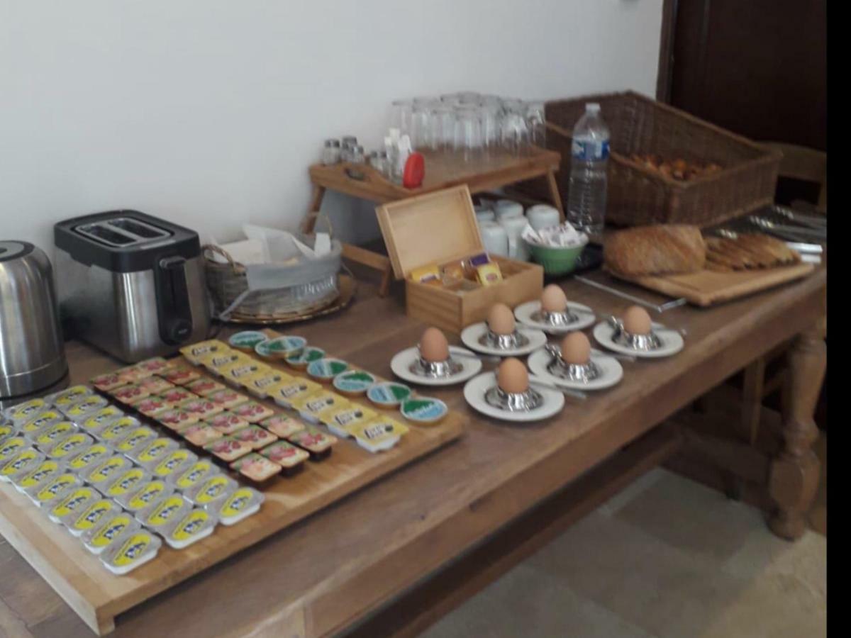 Au Manoir Des Vallees Maffe Екстер'єр фото