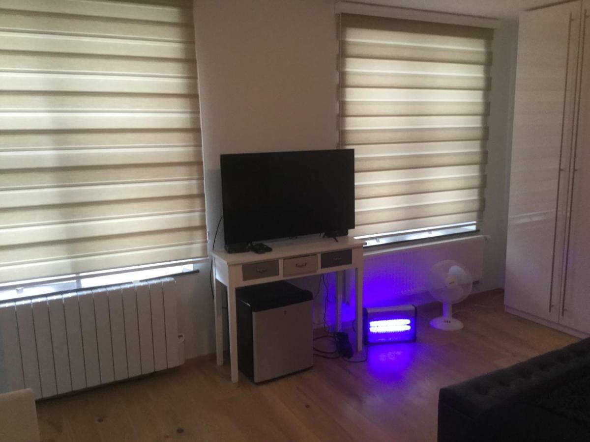 Au Manoir Des Vallees Maffe Екстер'єр фото