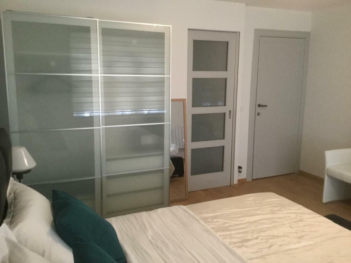 Au Manoir Des Vallees Maffe Екстер'єр фото